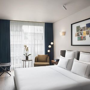 Camera standard con letto king size